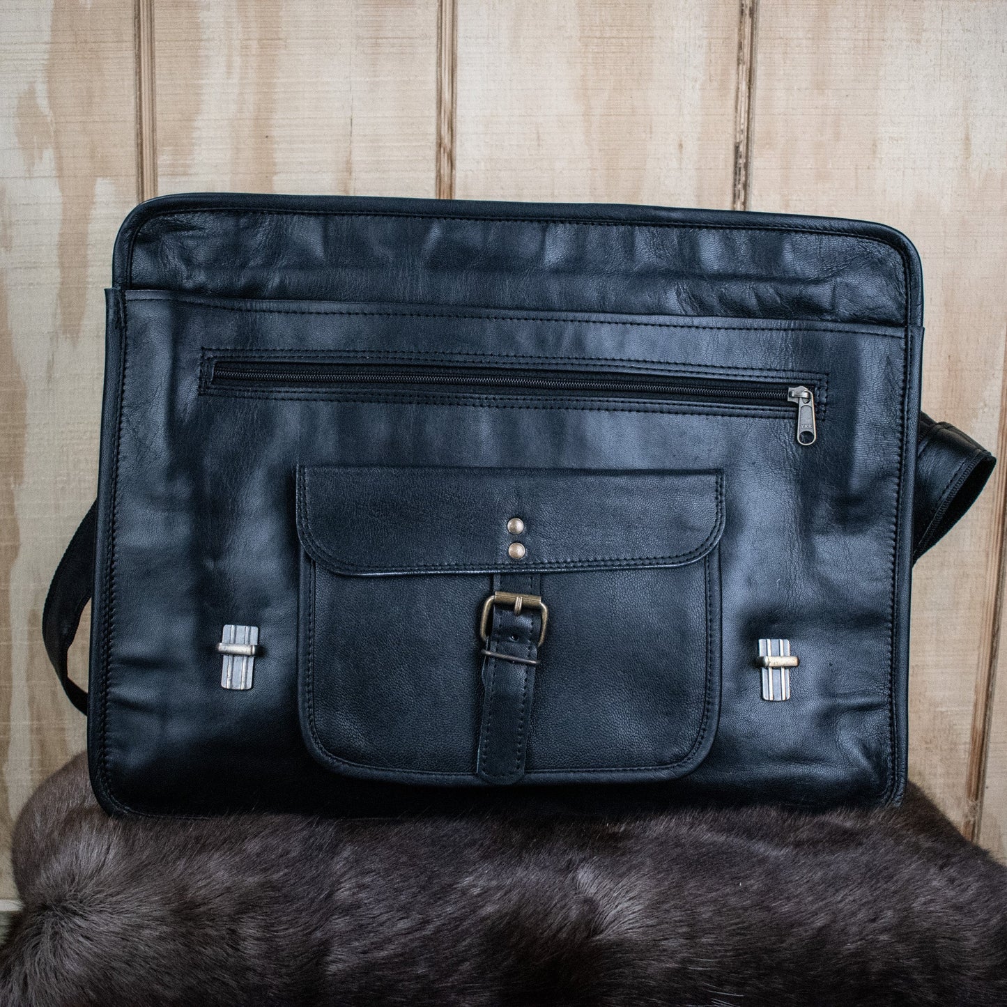 The Adventurer Leather Laptop Bag - XLarge (Black)