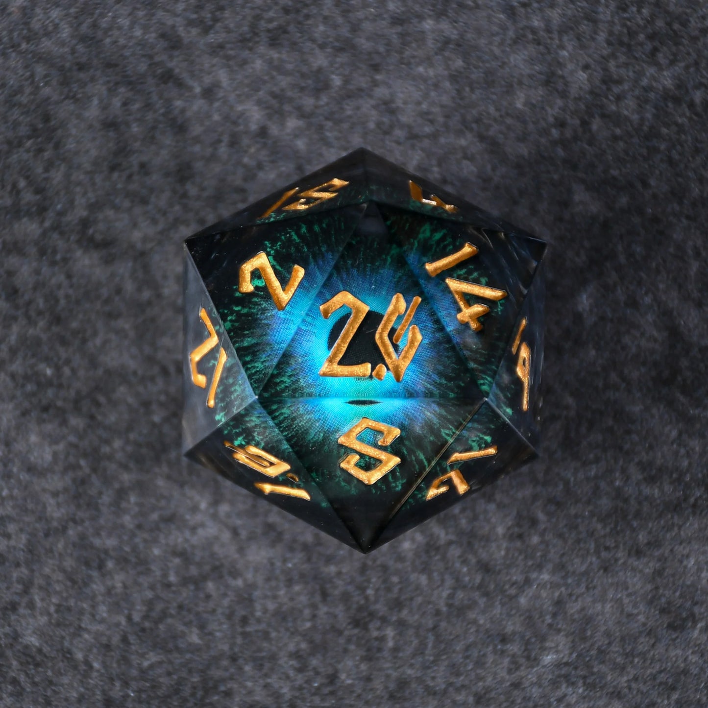 The Omnipotent Liquid Core (Black/Gold) D20