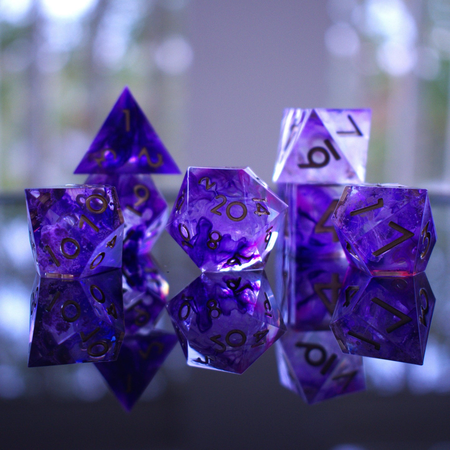 Mage Hand Sharp-Edged Resin Dice Set