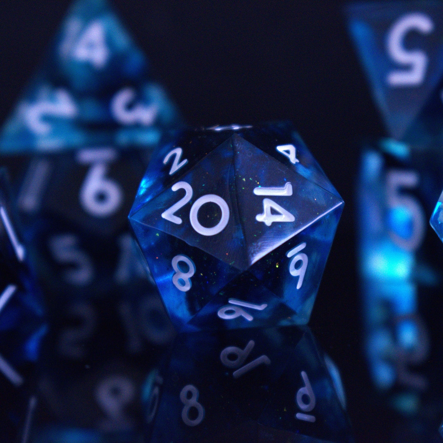 Pulse Wave Sharp-Edged Resin Dice Set